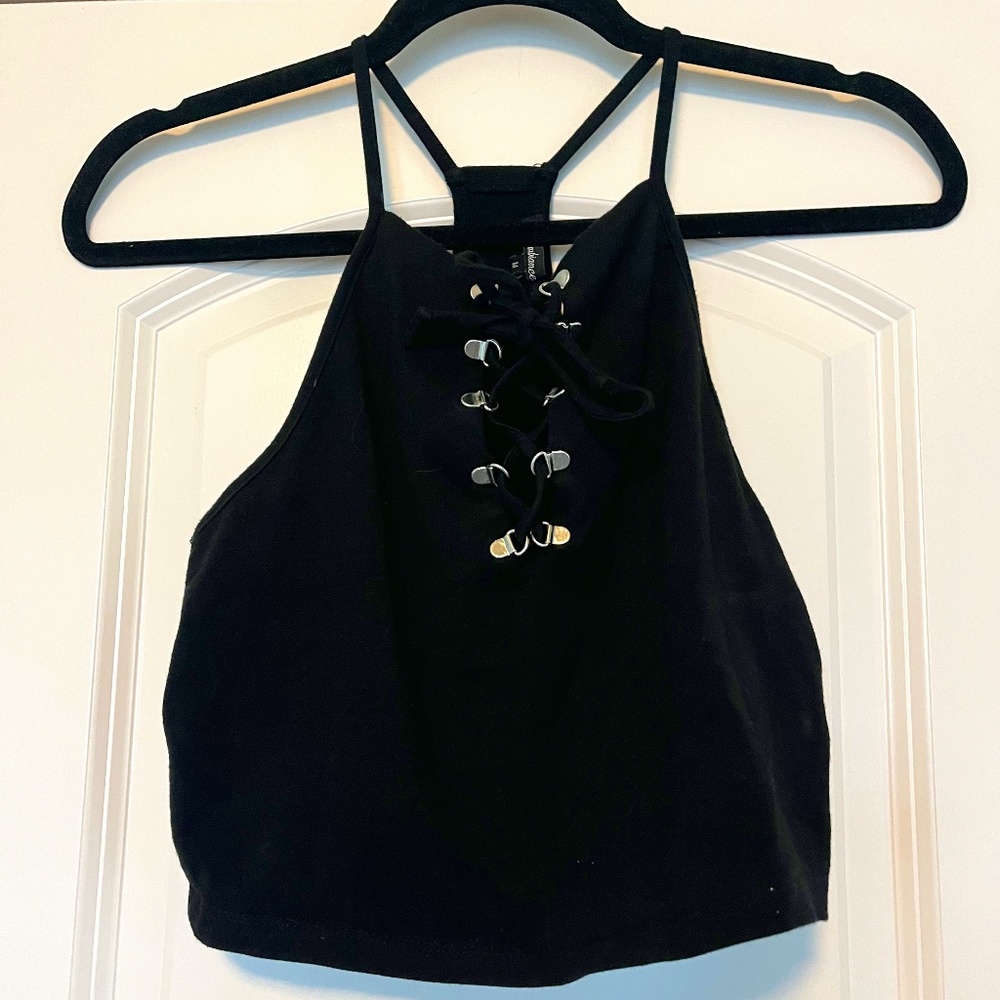 Charlotte Russe | Black Crop Top